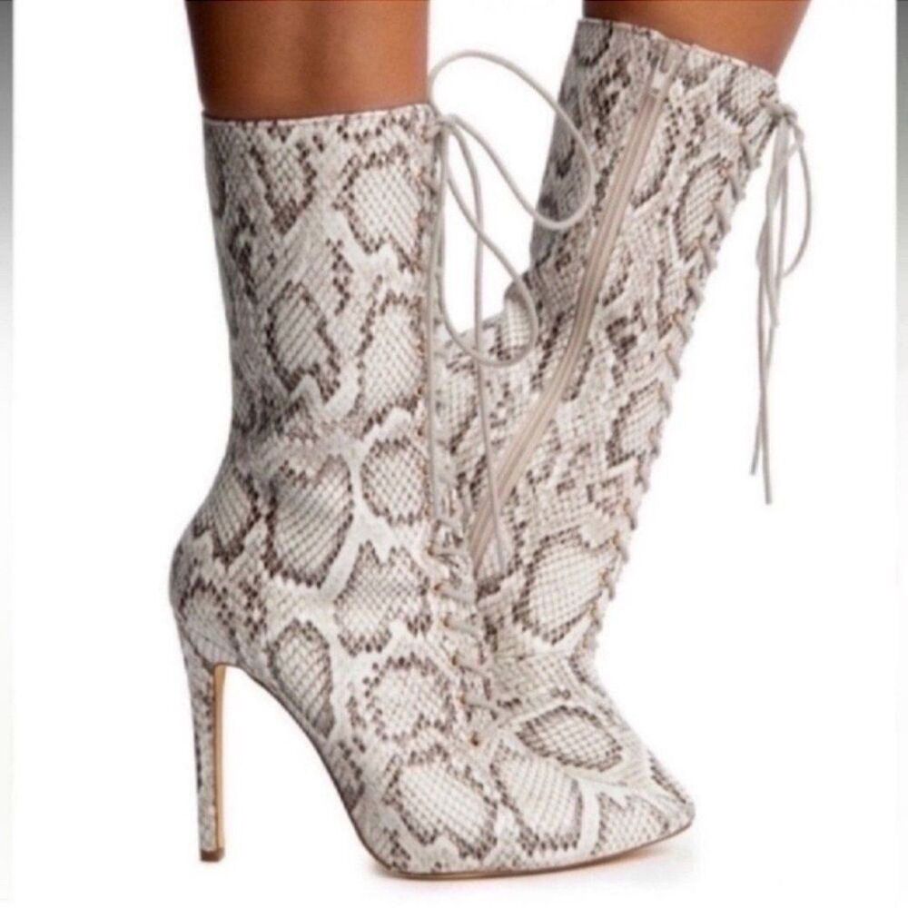 Beautiful Snake Pointy Toe Boots Size 6 - Picture 4 of 12